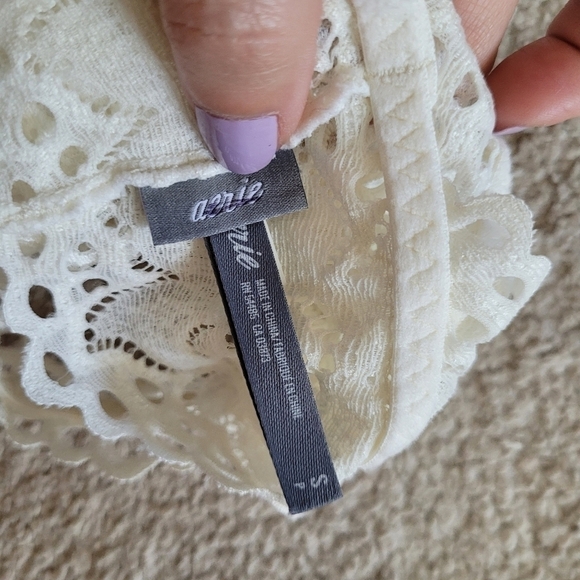 Aerie floral crochet eyelet bralette size small intimates - Picture 7 of 9